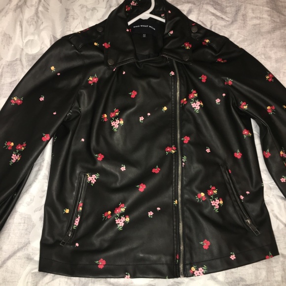 Faux leather jacket with small flowers - Picture 1 of 4